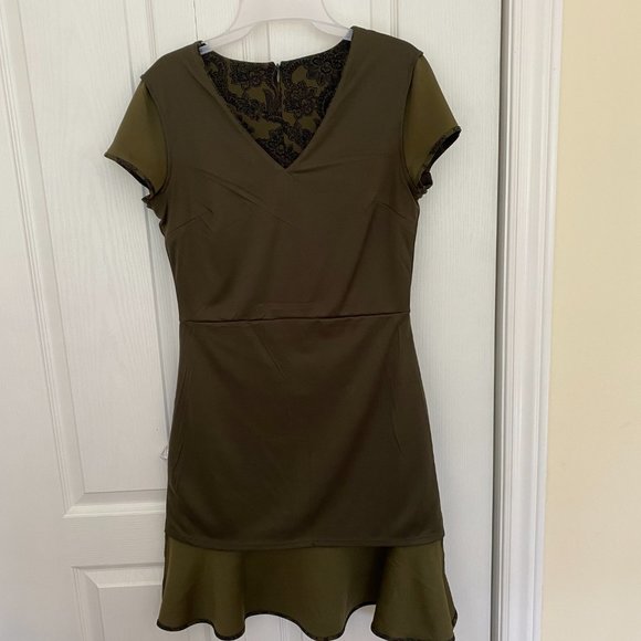 Pretty Paisley Dress - Picture 8 of 11